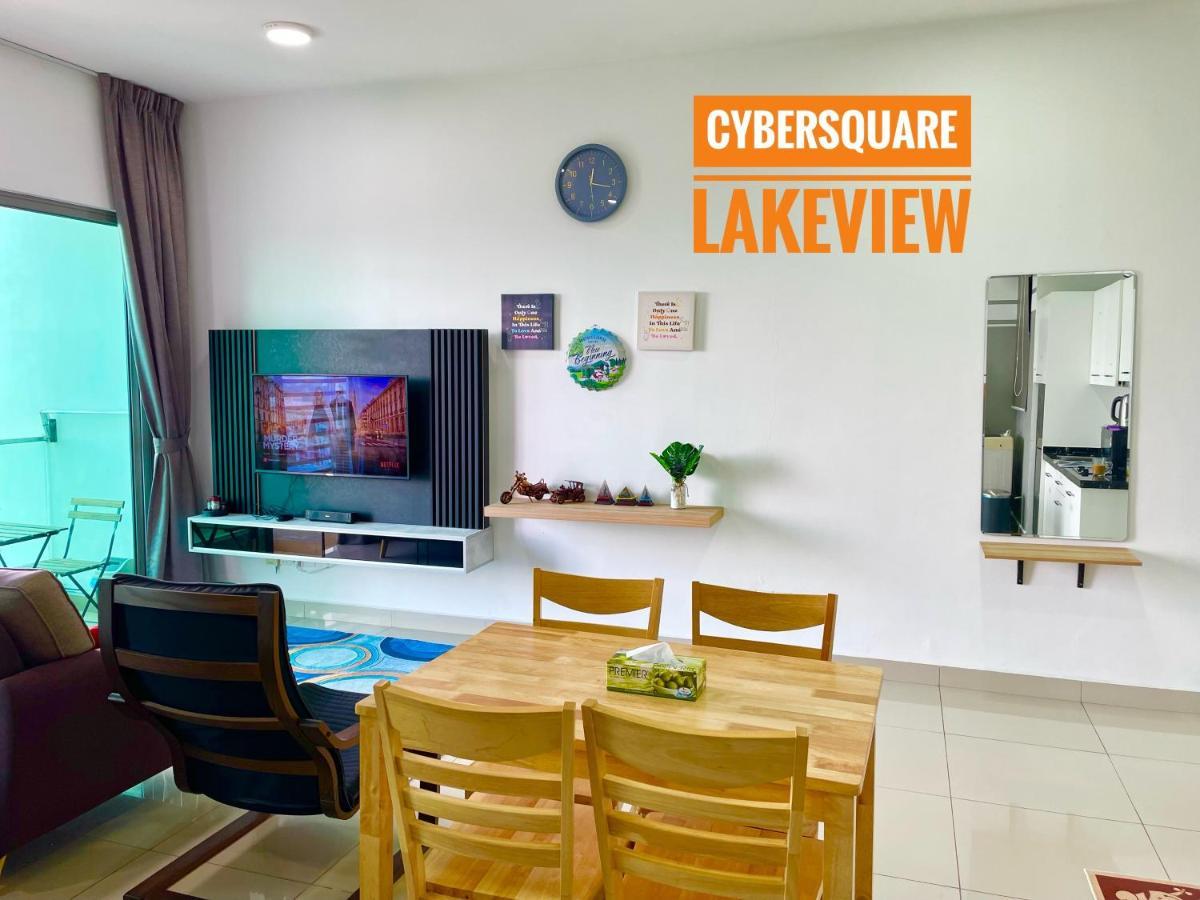 Cybersquare Lakeview With Netflix And Disney Hotstar Cyberjaya Eksteriør billede