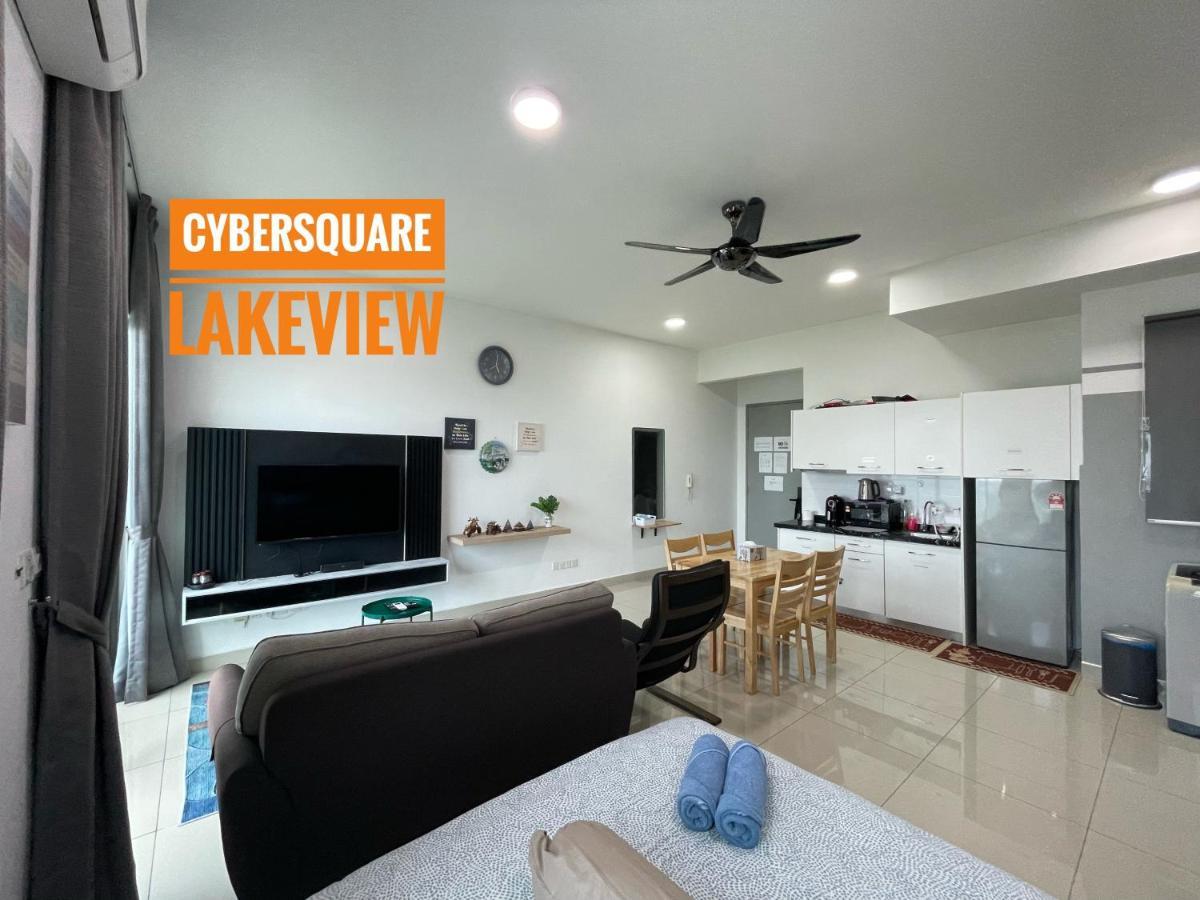 Cybersquare Lakeview With Netflix And Disney Hotstar Cyberjaya Eksteriør billede